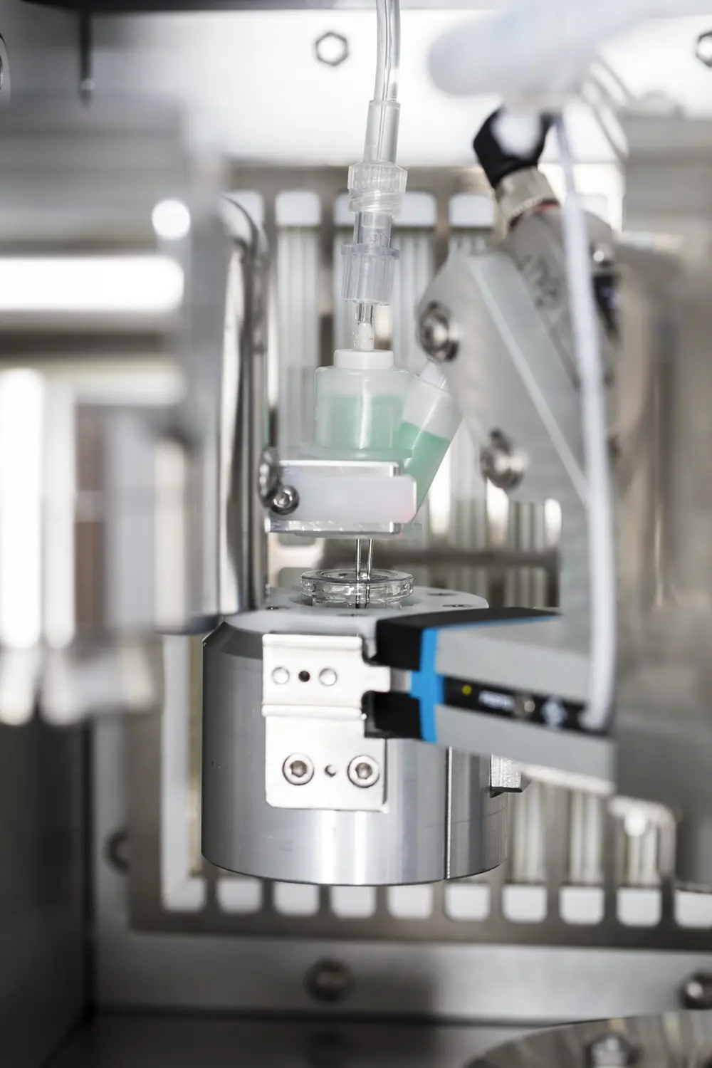 CRP automatisch uitvulsysteem voor vials