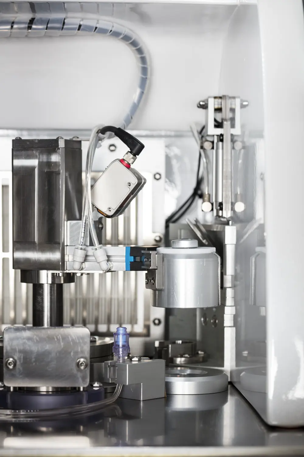 CRP automatisch uitvulsysteem voor vials
